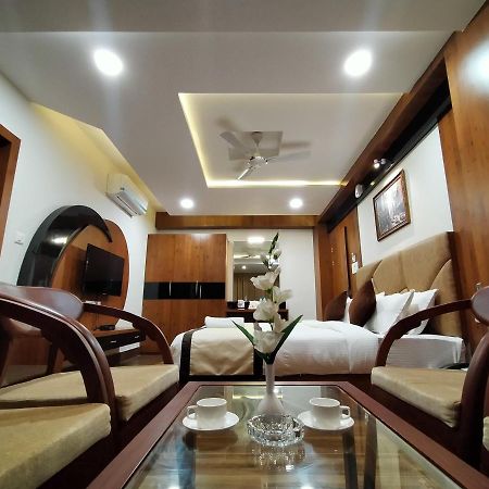 Hotel Royal City Siliguri Eksteriør bilde