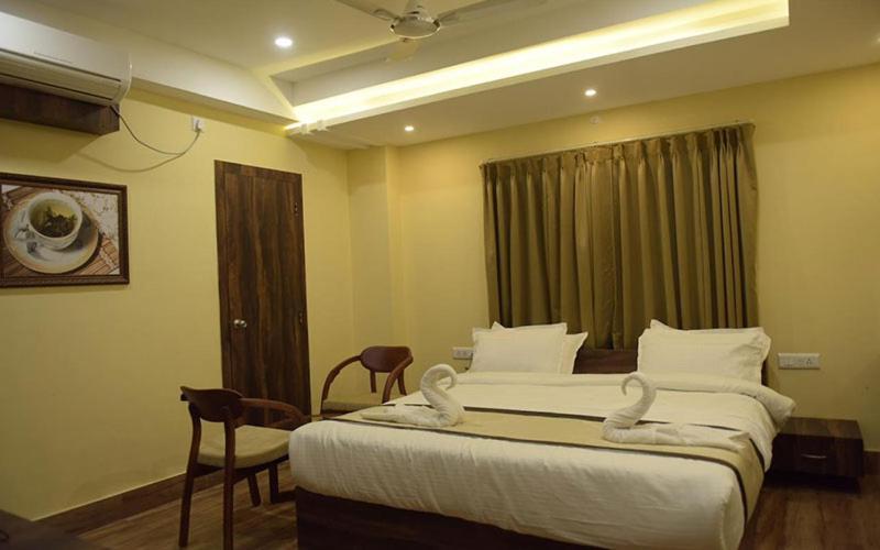 Hotel Royal City Siliguri Eksteriør bilde