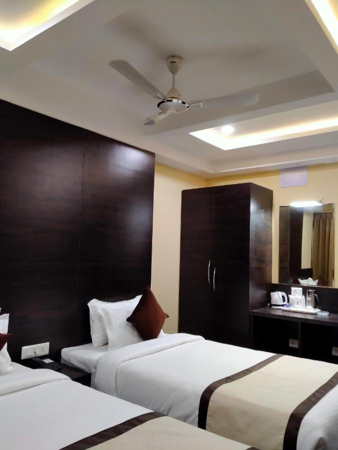 Hotel Royal City Siliguri Eksteriør bilde
