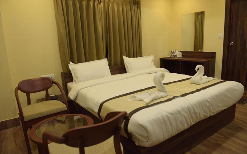 Hotel Royal City Siliguri Eksteriør bilde