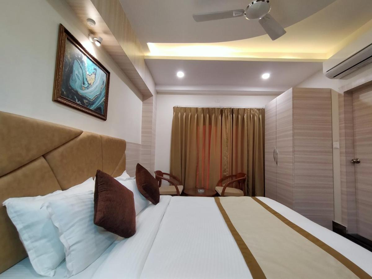 Hotel Royal City Siliguri Eksteriør bilde