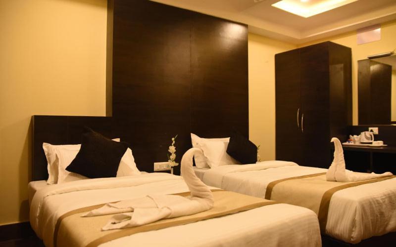Hotel Royal City Siliguri Eksteriør bilde