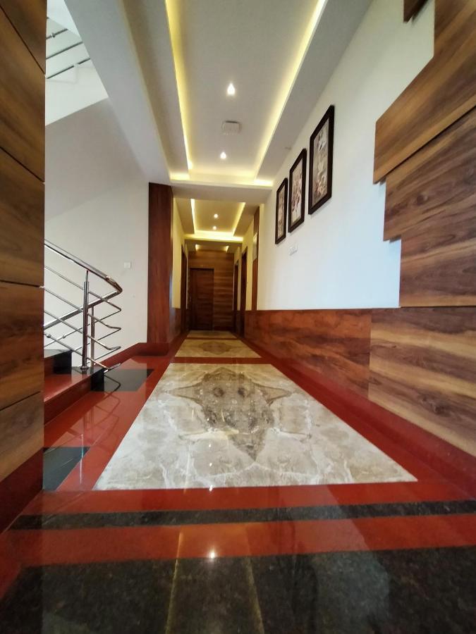 Hotel Royal City Siliguri Eksteriør bilde